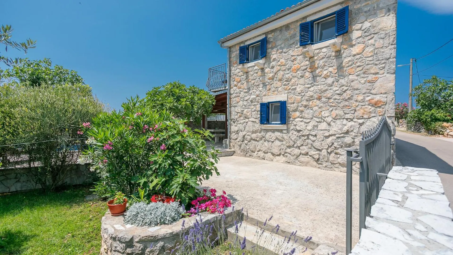 Villa Galovic Brzac