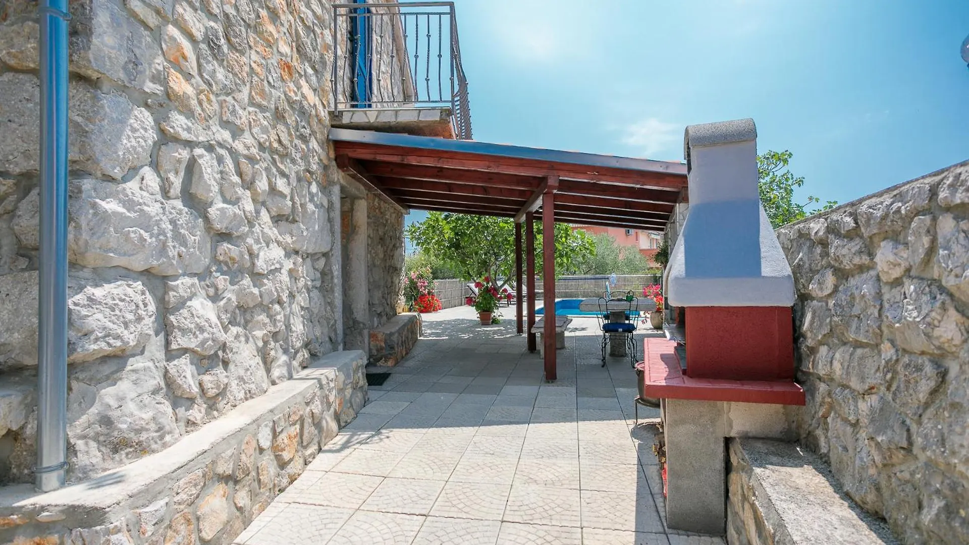 Villa Galovic Brzac